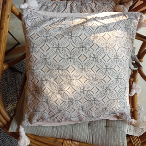 4 Boho Lace Knit Cushion Covers Set - Picture 8 of 17